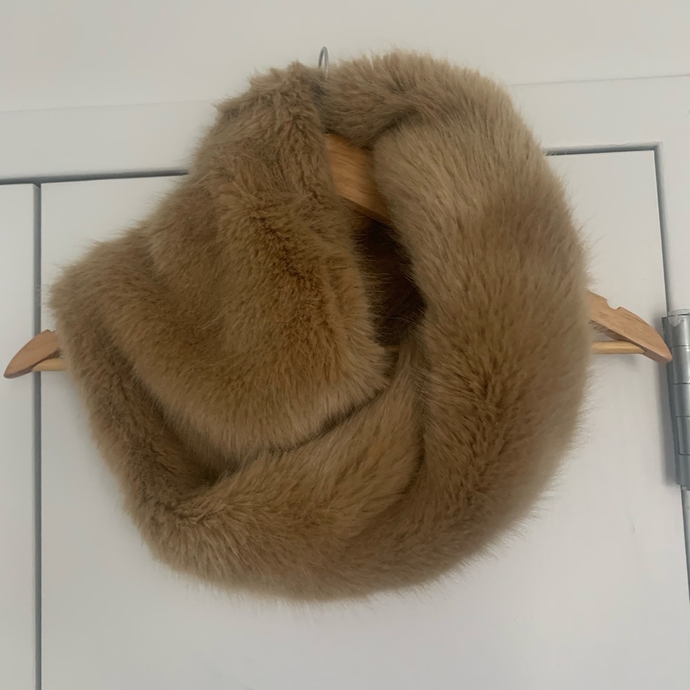 Luxurious Brown Fur Scarf